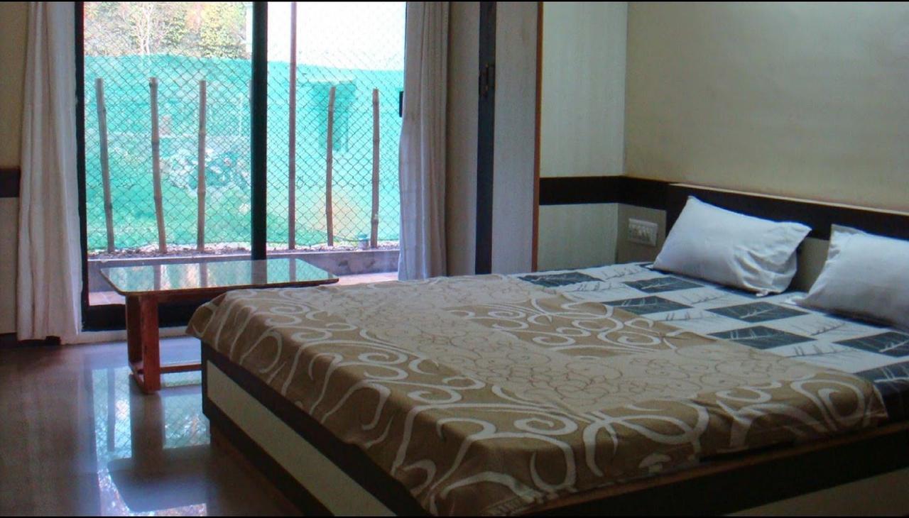 Sri Durga Residency Bed & Breakfast Yercaud Exterior photo